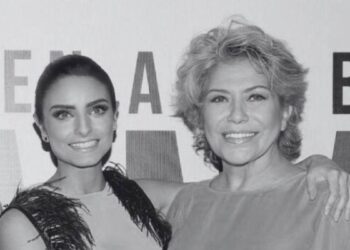 Aislinn Derbez reaparece con mensaje que conmueve tras la muerte de su mamá