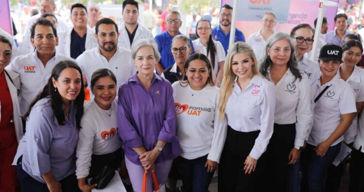 Américo Villarreal encabeza brigada navideña