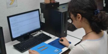 AprendeINEA ofrece educación básica a más de 18 mil personas en rezago: Mario Delgado, titular de la SEP