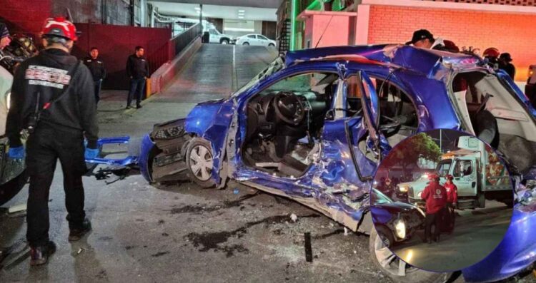 Automovilista resulta gravemente herido al quedar prensado tras choque en Monterrey, NL