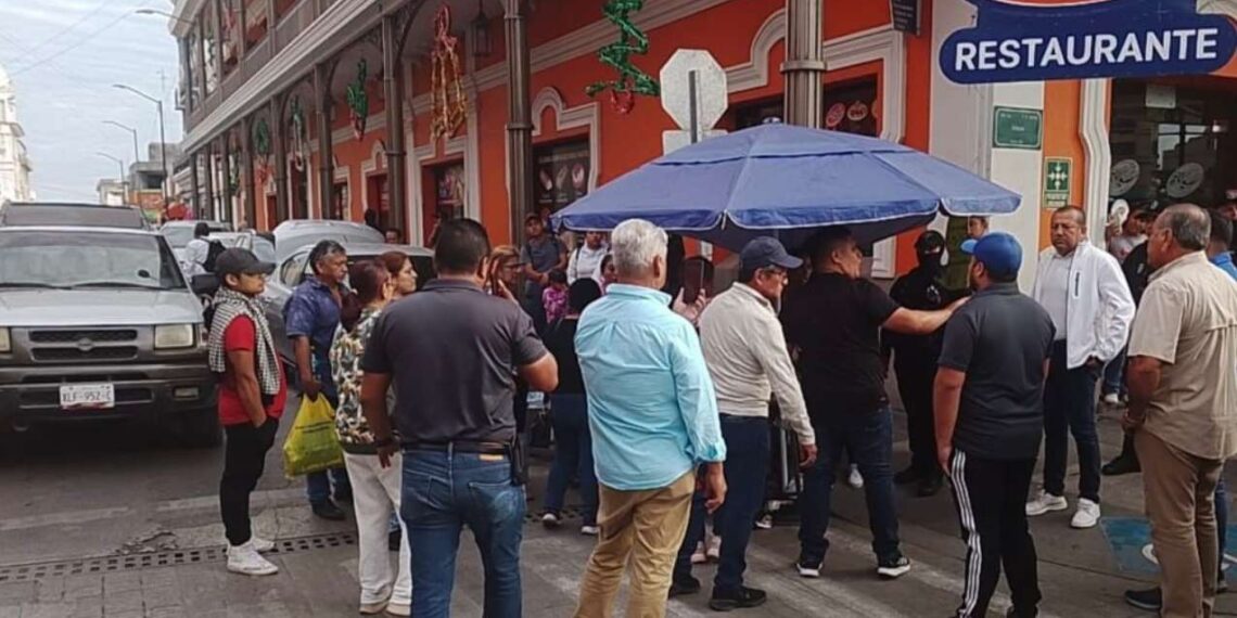 Ayuntamiento de Tampico, Tamaulipas, limita a solo 20 permisos temporales para vendedores ambulantes en el centro histórico
