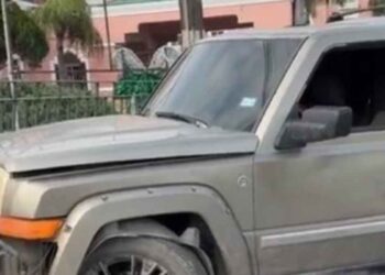 camioneta impactada barda Matamoros