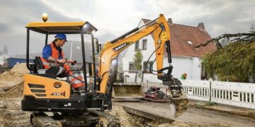 Elegir la mejor mini excavadora para contratistas