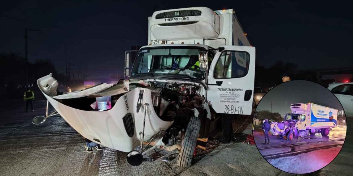 Chofer de camión sobrevive de milagro al ser embestido por tren tras intentar ganarle el paso en Escobedo, NL