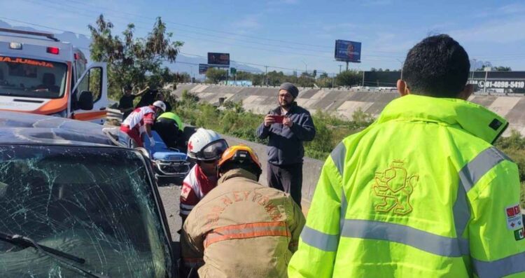 Choque en La Huerta deja lesionados