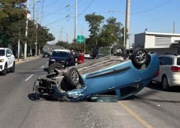 Choque en avenida República Mexicana