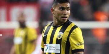 Orbelín Pineda AEK Atenas