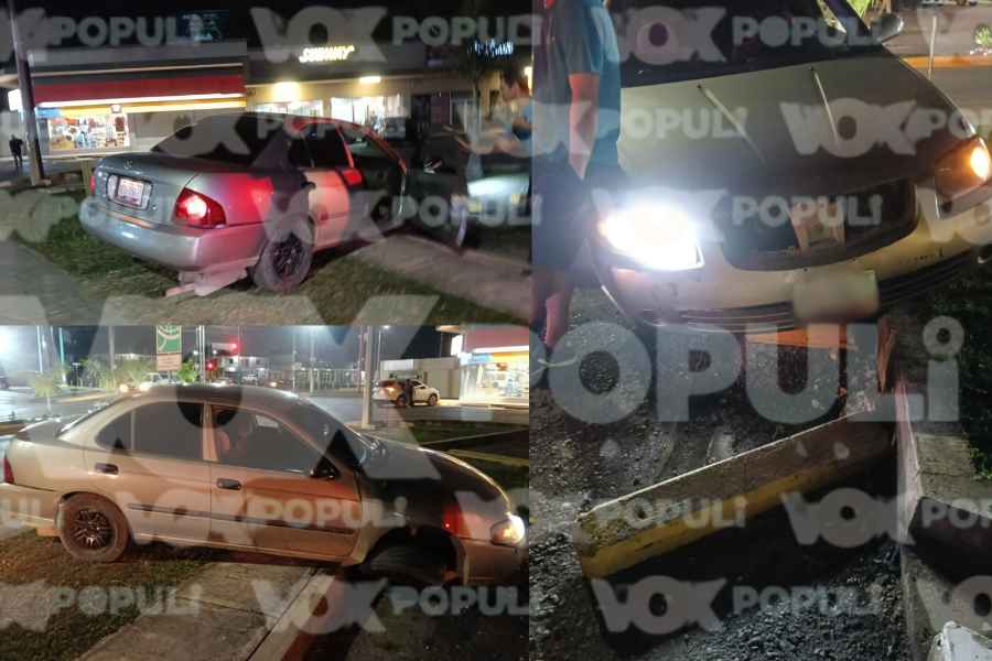 Conductor pierde el control y se impacta contra muro de concreto en la Plaza Gaviotas de Altamira, Tamaulipas