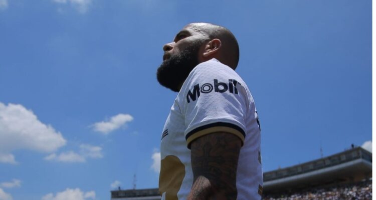 Dani Alves regreso futbol