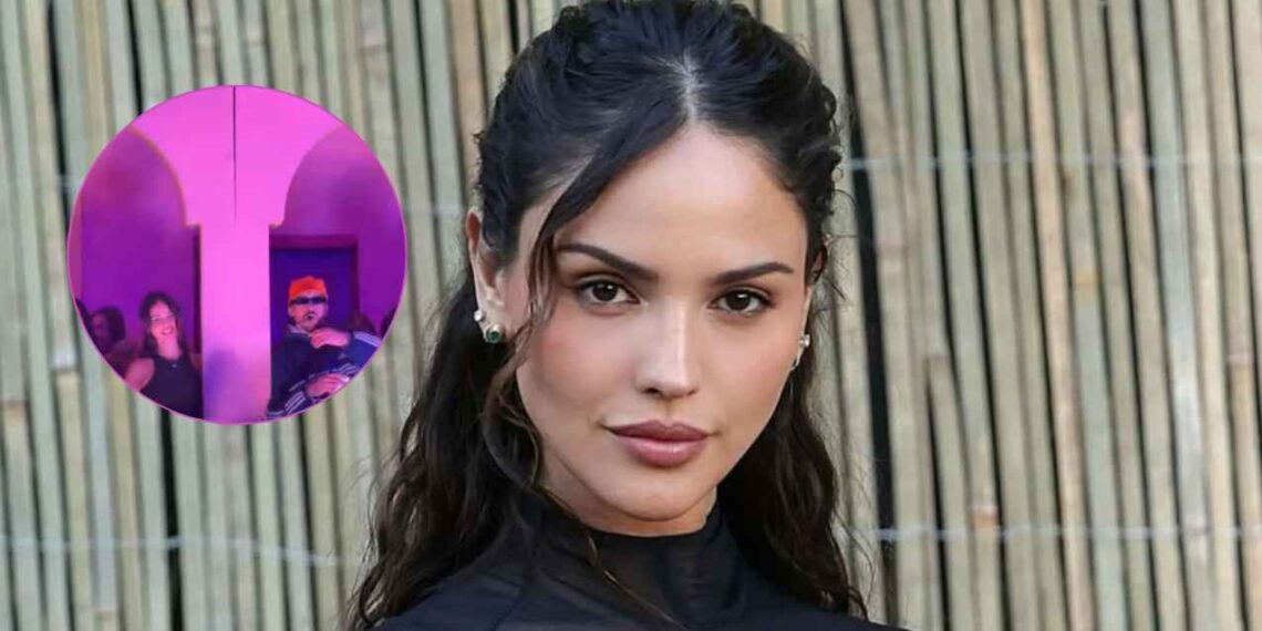 Eiza González en la casita de Bad Bunny