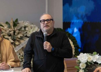 Emotiva misa de Eduardo Manzano