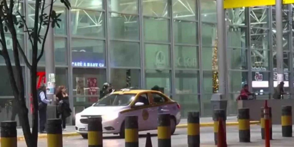 Encuentran a hombre sin vida en la Central de Autobuses de Monterrey