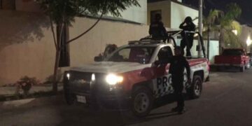 Encuentran a menor de edad deambulando solo durante la madrugada en Escobedo, Nuevo León