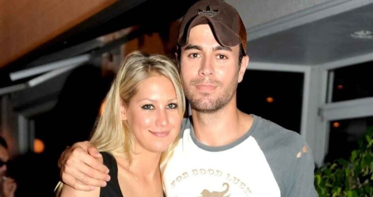 Enrique Iglesias y Anna Kournikova muestran por primera vez a su nuevo bebé junto a sus hermanos