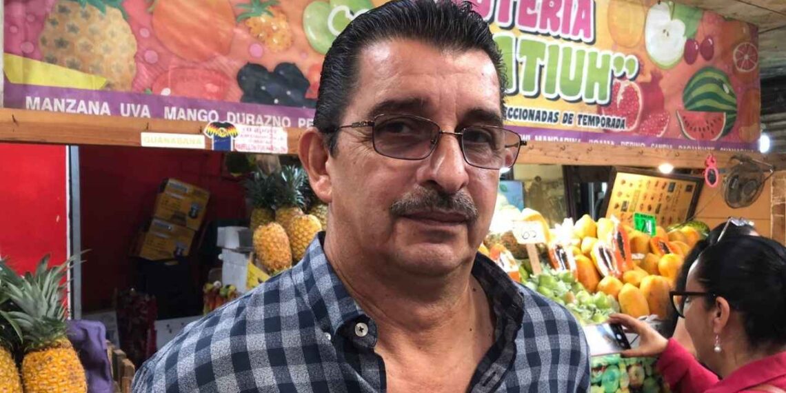 Frutas y frutos secos suben de precio, pero ventas repuntan en mercado de Tampico, Tamaulipas