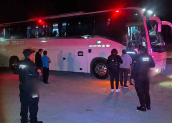 Guardia Estatal autobús Victoria - Monterrey