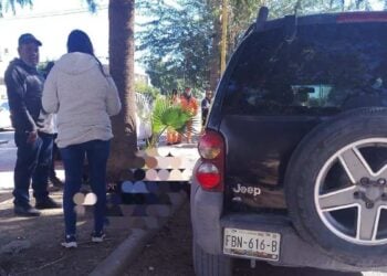 Hombre se desvaneció y murió tras bajar de una camioneta en Torreón