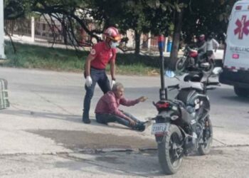 ciclista motociclista bulevar Pablo L Sidar