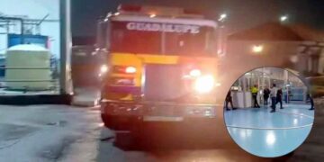 Incendio al interior de empresa en Guadalupe obliga a evacuar a 300 trabajadores