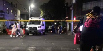 Joven es asesinado a navajazos en calles de la Alcaldía Gustavo A. Madero, CDMX