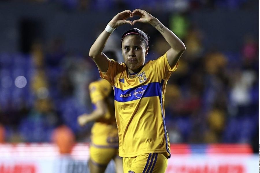 Lizbeth Ovalle premio Marta