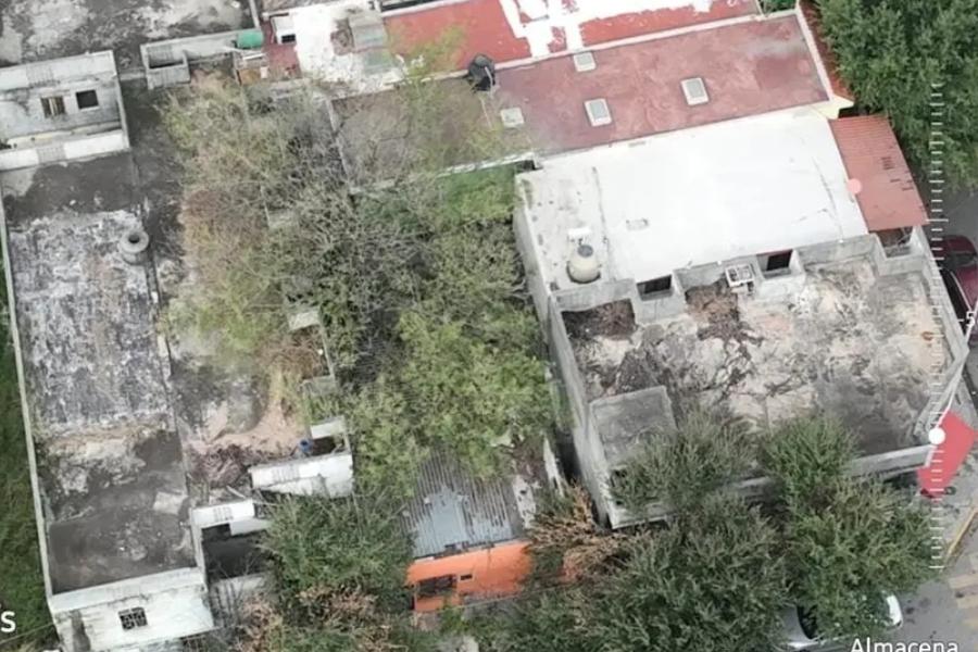 Localizan 18 computadoras robadas en terreno baldío de Monterrey