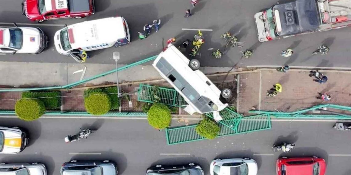 microbús cinco heridas Tlalpan