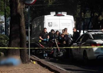 Joven motocicleta Coyoacán