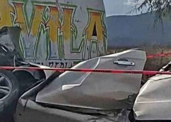 Mueren dos niños y su padre en accidente carretero de San Luis Potosí