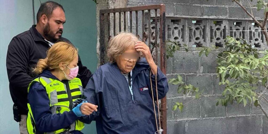 Mujer caer cama Matamoros