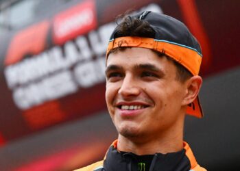 Norris celebra su corona en F1 2025, pero Verstappen sigue dominando ingresos