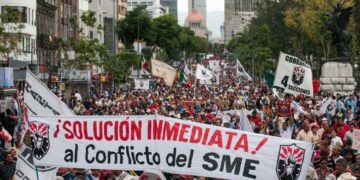 Nueva reforma prohíbe a servidores públicos participar dentro de sindicatos en México