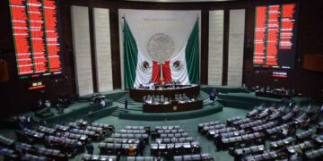 Nueva suspensión retrasa discusión de reforma sobre la revocación de mandato en 2027