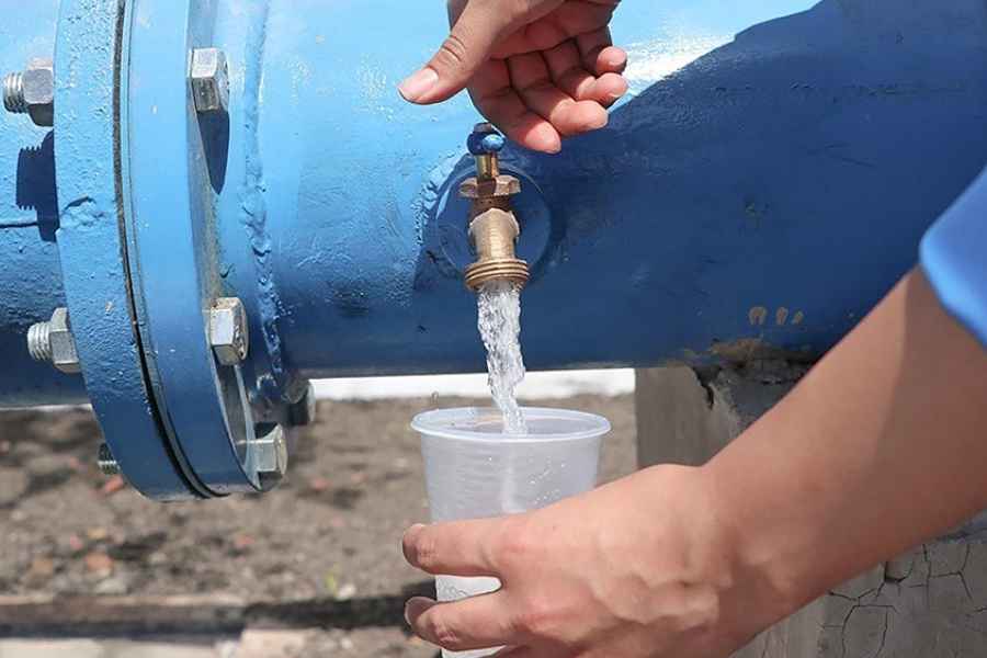 PRI propone garantizar 60 litros de agua diaria como derecho constitucional