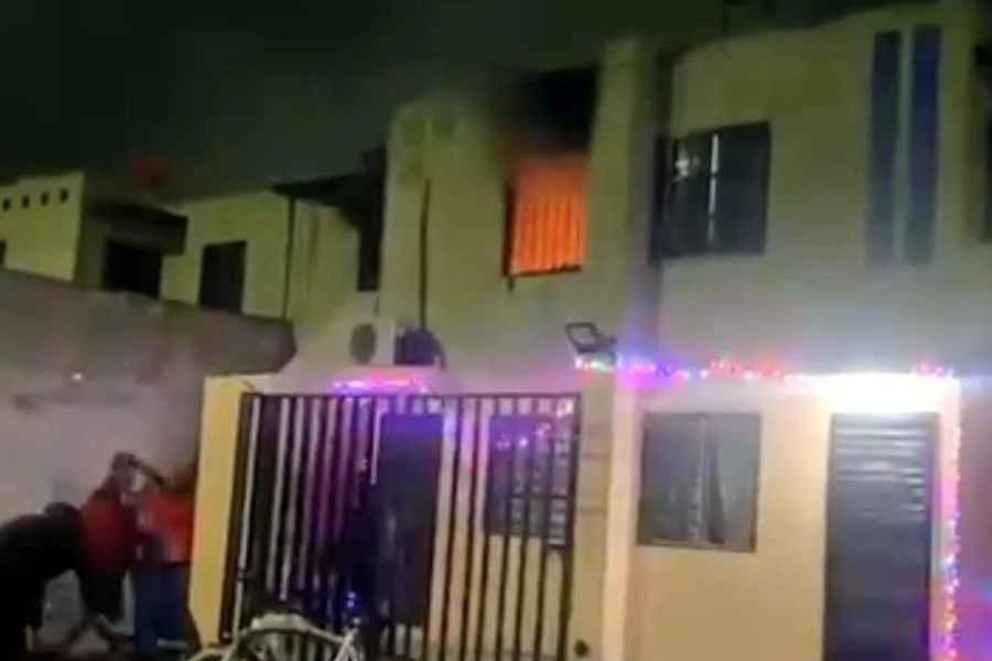 Pelea entre pareja termina en incendio de vivienda en Pesquería, NL