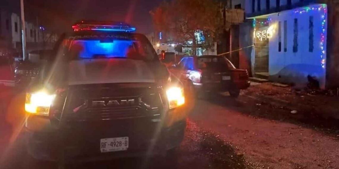 Presunta riña deja a un hombre sin vida en vivienda de Cadereyta