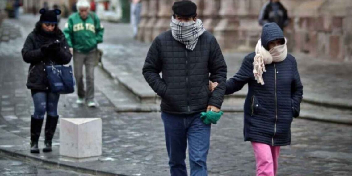 Protección Civil alerta por lluvias intensas y heladas en gran parte de México