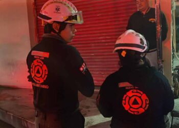 Protección Civil controla incendio en Monterrey