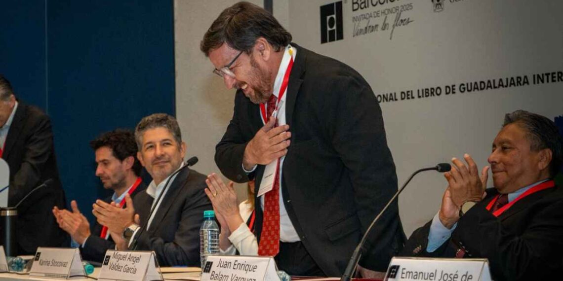 Reconoce UNESCO liderazgo de Tamaulipas en Aprendizajes Fundamentales y buenas prácticas docentes en la FIL Guadalajara 2025