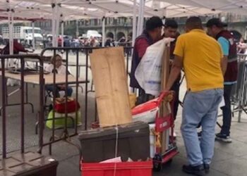 Riña entre vendedores en el Zócalo