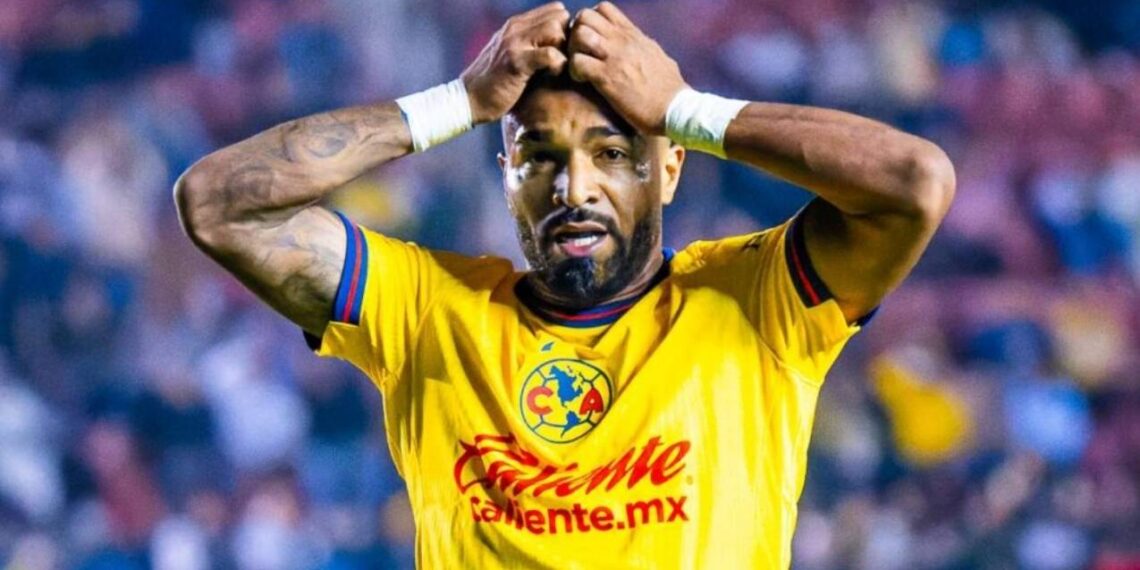 Rodrigo Aguirre podría dejar al América ante el interés de Xolos