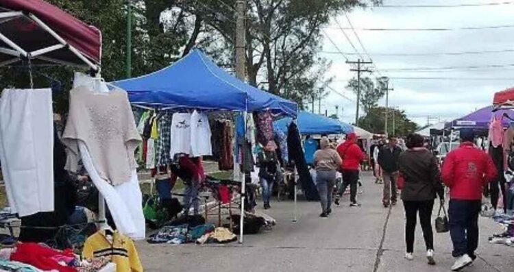 Ropa de segunda mano presenta bajas ventas en mercados rodantes del sur de Tamaulipas