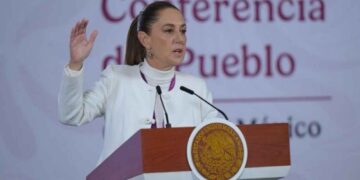 Sheinbaum Pardo anuncia despido de agentes del INM tras extorsionar a paisanos