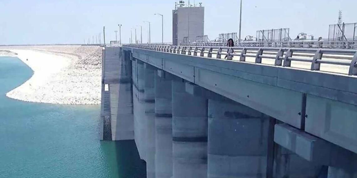 Sheinbaum defiende acuerdo por adeudo de agua