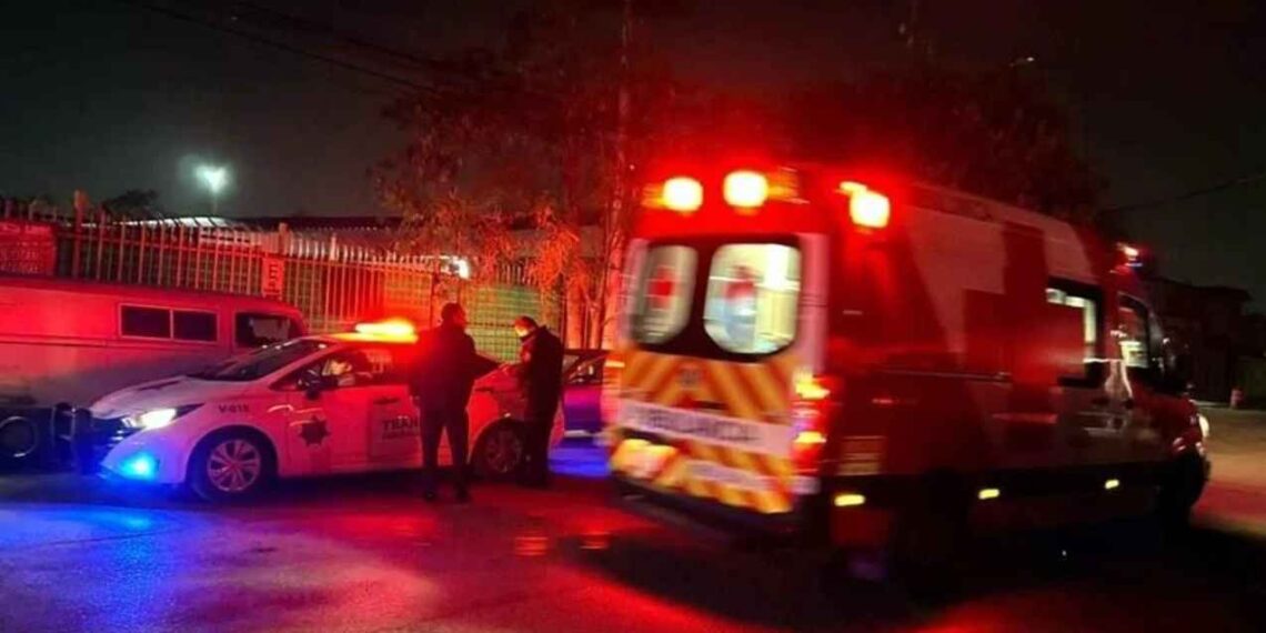 Trabajador queda herido al ser atropellado por camión en base de la Ruta 214 en Guadalupe, NL