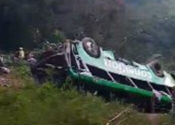 Tragedia en Veracruz Autobús cae a barranco en Zontecomatlán y deja fallecidos