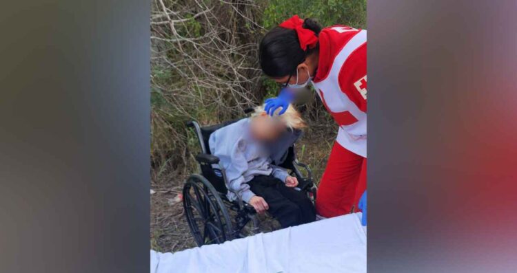 Trasladan al Hospital a abuelita en Matamoros