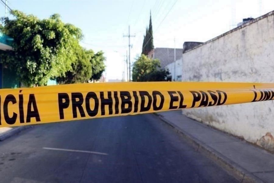 Vecinos descubrieron a un hombre calcinado en zona alta de Chimalhuacán