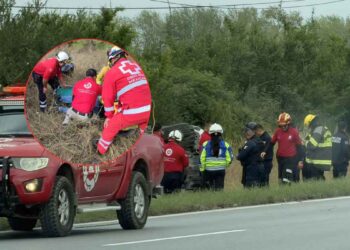 Volcadura deja dos lesionados en Linares