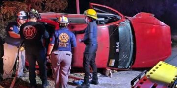 Volcadura genera fuerte movilización en Carretera a Reynosa, Cadereyta
